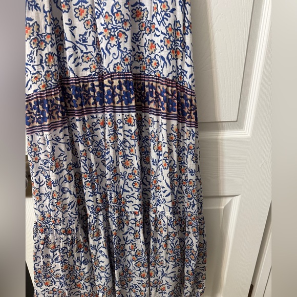 Floral Maxi Dress - Blue and White - Picture 3 of 14